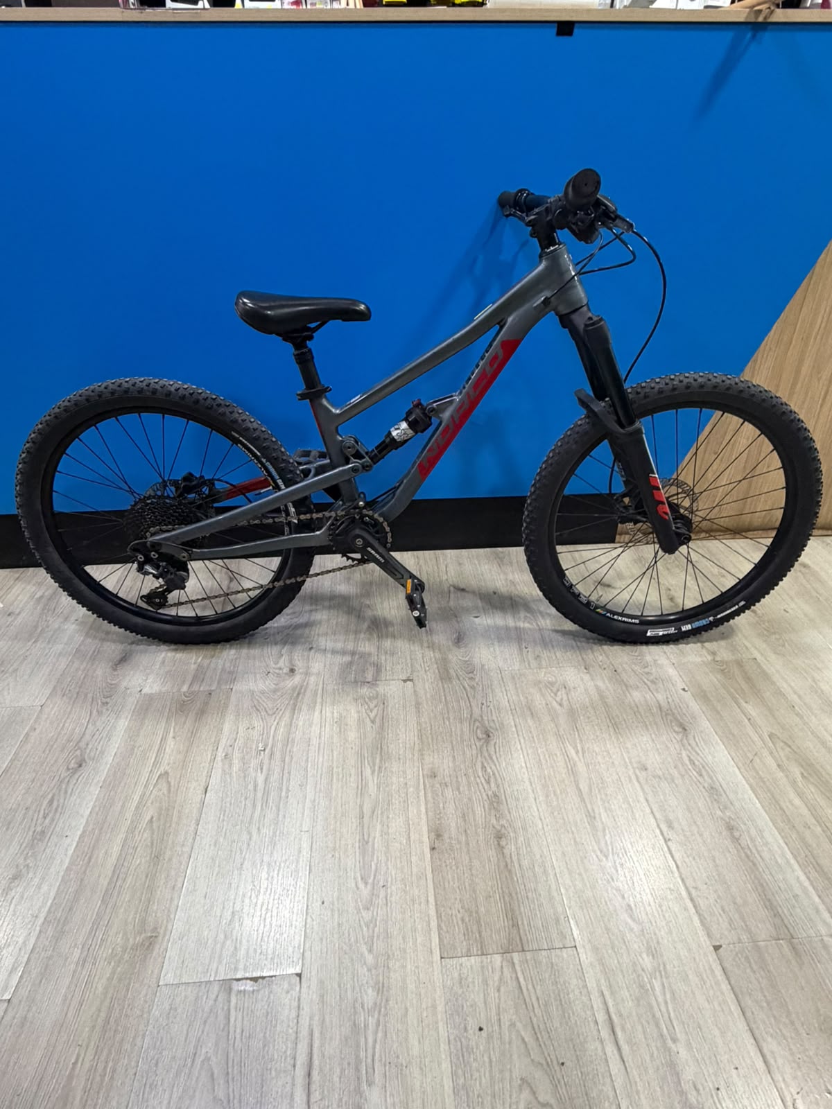 NORCO FLUID FS 4.2 GRIS ARO 24