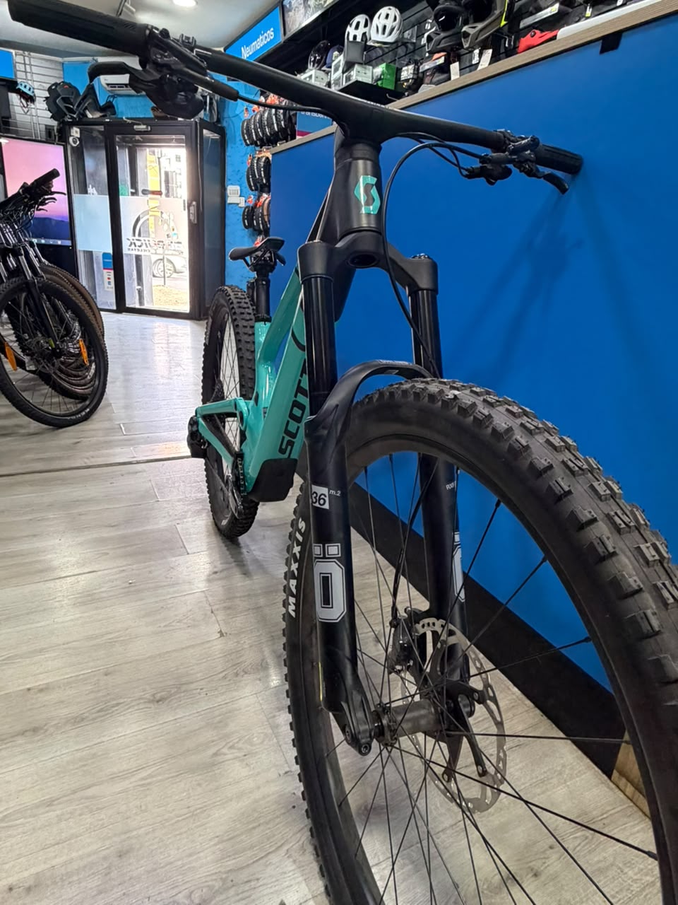 SCOTT GENIUS 910 ST