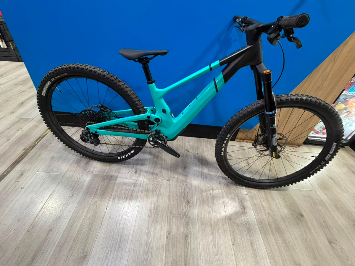 SCOTT GENIUS 910 ST